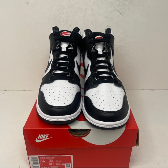 Nike Dunk High WMNS “Panda/Black White” 2023 - Picture 2 of 4